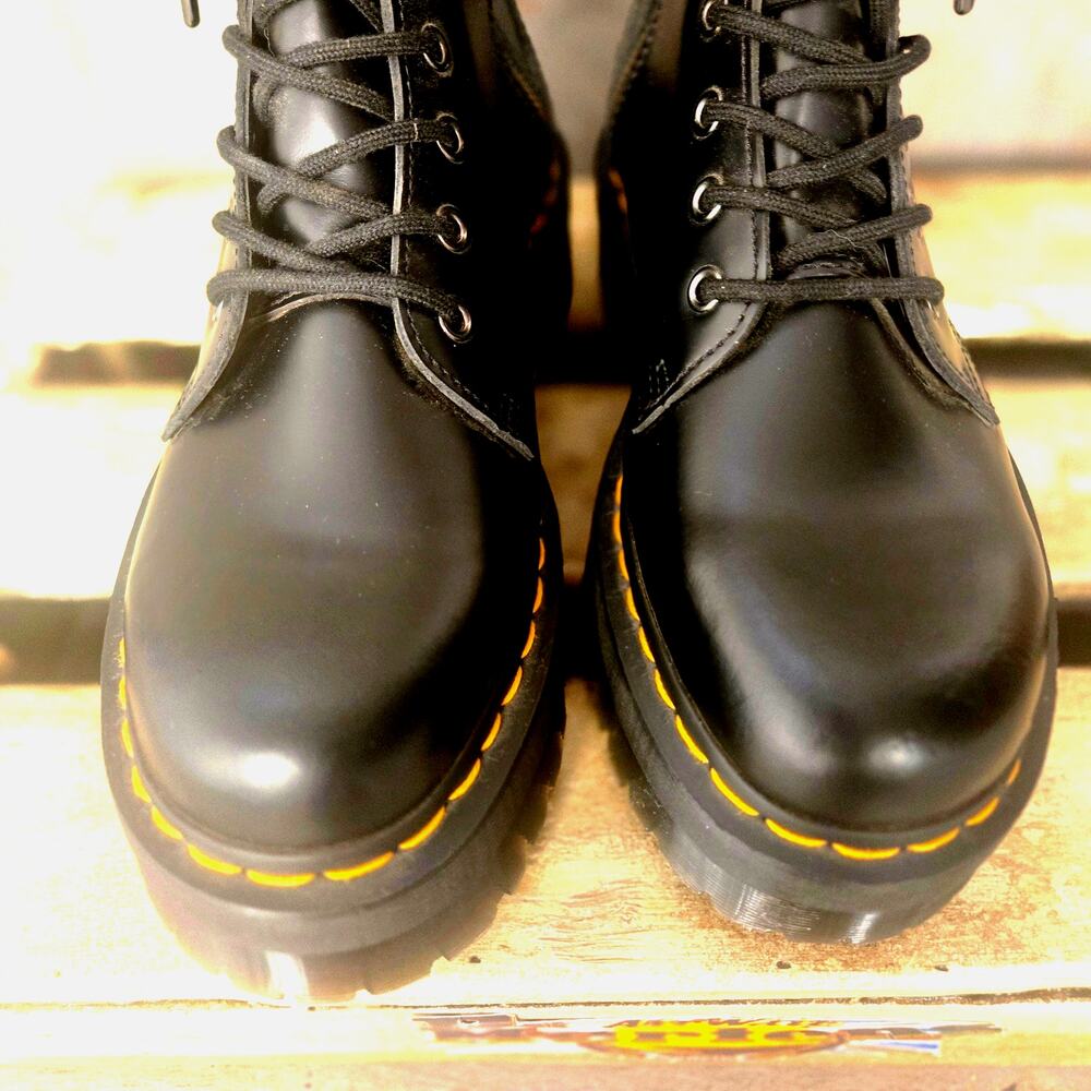 Doc Martens Jadon Hi Boots Black Lace-Up M8 W9 New - Picture 7 of 11